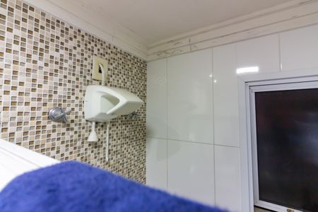 Apartamento à venda com 104m², 3 quartos e 2 vagas Apartamento à venda com 104m², 3 quartos e 2 vagasBanheiro da Suíte