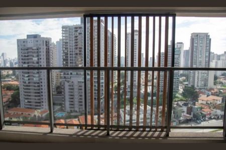 Foto 02 de apartamento à venda com 2 quartos, 75m² em Itaim Bibi, São Paulo