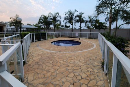 Apartamento para alugar com 52m², 2 quartos e 1 vaga Apartamento para alugar com 52m², 2 quartos e 1 vagaÁrea comum - Piscina