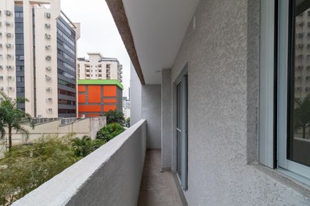 Apartamento à venda com 40m², 1 quarto e sem vagaVaranda