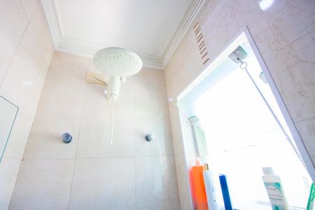 Casa à venda com 226m², 4 quartos e 4 vagasBanheiro do quarto 3