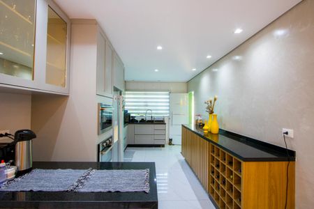 Casa à venda com 226m², 4 quartos e 4 vagasCopa/Cozinha