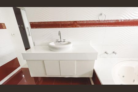 Casa à venda com 500m², 5 quartos e 5 vagasBanheiro da Suíte 3