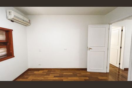 Casa à venda com 500m², 5 quartos e 5 vagasQuarto 1