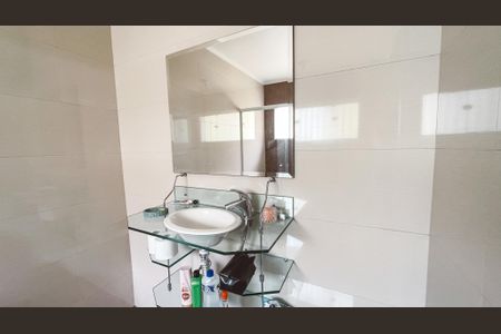 Casa à venda com 500m², 5 quartos e 5 vagasBanheiro da Suíte 1