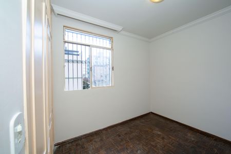 Apartamento à venda com 74m², 3 quartos e 1 vagaQuarto 2