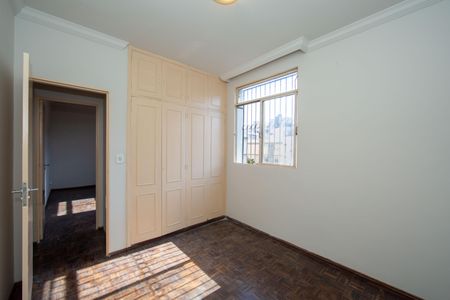 Apartamento à venda com 74m², 3 quartos e 1 vagaQuarto 2