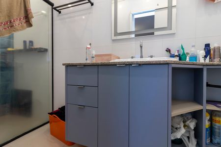 Apartamento para alugar com 54m², 1 quarto e 1 vaga Apartamento para alugar com 54m², 1 quarto e 1 vagaBanheiro da Suíte