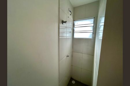 Studio para alugar com 35m², 1 quarto e sem vaga Studio para alugar com 35m², 1 quarto e sem vagaBanheiro