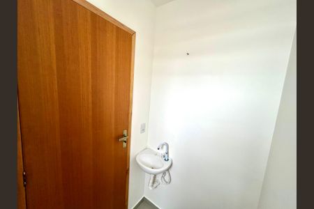 Studio para alugar com 35m², 1 quarto e sem vaga Studio para alugar com 35m², 1 quarto e sem vagaBanheiro