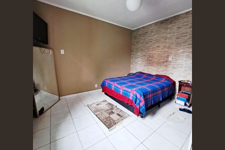 Casa à venda com 308m², 4 quartos e 5 vagasQuarto 4 - Edícula