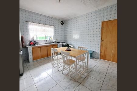Casa à venda com 308m², 4 quartos e 5 vagasCozinha