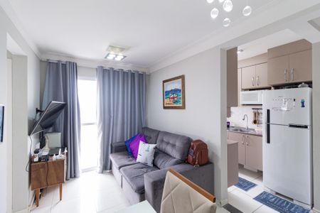 Sala de apartamento à venda com 2 quartos, 45m² em Quitaúna, Osasco