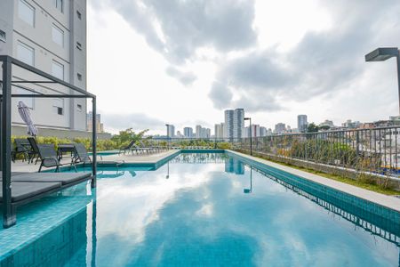 Apartamento à venda com 46m², 2 quartos e 1 vagaÁrea comum - Piscina