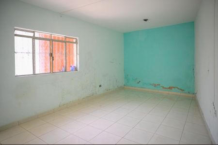 Casa à venda com 160m², 3 quartos e 2 vagasQuarto de Serviço