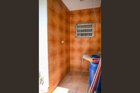 Casa à venda com 160m², 3 quartos e 2 vagasÁrea de Serviço