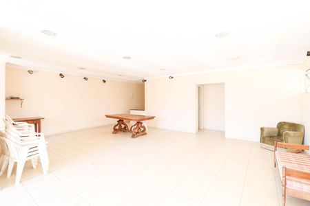 Apartamento à venda com 76m², 2 quartos e 1 vaga