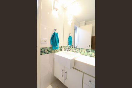 Apartamento à venda com 76m², 2 quartos e 1 vaga