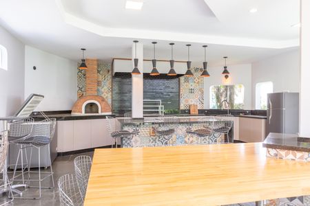 Apartamento à venda com 75m², 2 quartos e 1 vagaÁrea comum - Churrasqueira