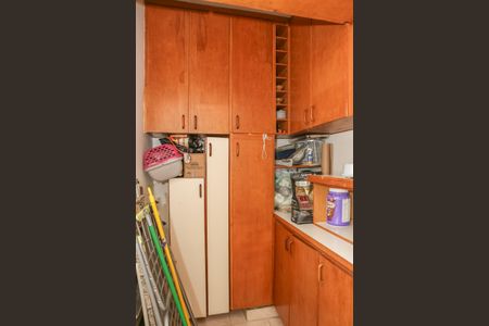 Apartamento à venda com 75m², 2 quartos e 1 vagaÁrea de Serviço