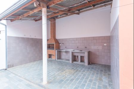 Casa à venda com 175m², 2 quartos e sem vaga Casa à venda com 175m², 2 quartos e sem vagaÁrea Externa