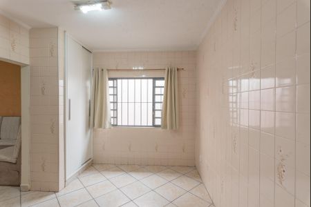 Casa à venda com 175m², 2 quartos e sem vaga Casa à venda com 175m², 2 quartos e sem vaga Cozinha