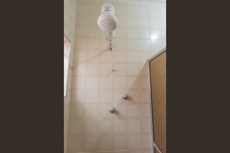 Casa à venda com 175m², 2 quartos e sem vaga Casa à venda com 175m², 2 quartos e sem vagaBanheiro da Suíte