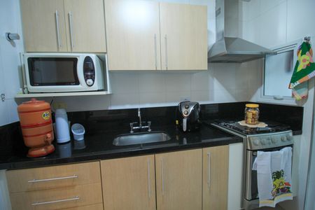 Apartamento à venda com 76m², 3 quartos e 2 vagas Apartamento à venda com 76m², 3 quartos e 2 vagasCozinha