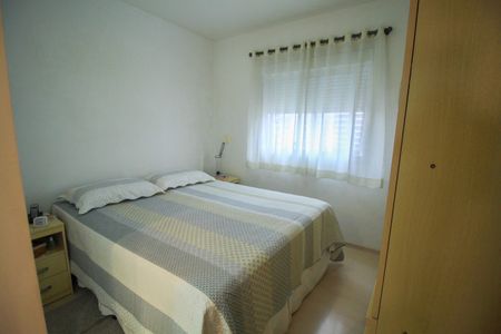 Apartamento à venda com 76m², 3 quartos e 2 vagas Apartamento à venda com 76m², 3 quartos e 2 vagasSuíte