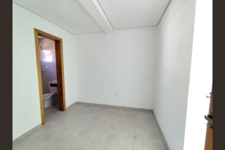 Casa à venda com 2 quartos, 117m² em Vila Scarpelli, Santo André