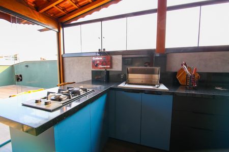 Apartamento à venda com 100m², 2 quartos e 1 vaga