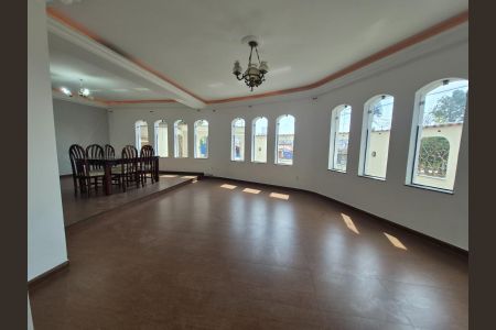 Casa à venda com 3 quartos, 319m² em Jardim Ana Maria, Santo André