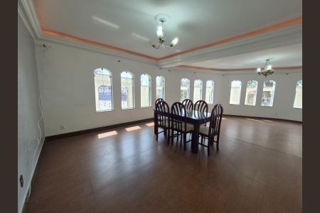 Casa à venda com 3 quartos, 319m² em Jardim Ana Maria, Santo André