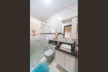 Apartamento à venda com 80m², 3 quartos e 2 vagas Apartamento à venda com 80m², 3 quartos e 2 vagasBanheiro da Suite