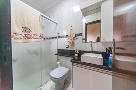 Apartamento à venda com 80m², 3 quartos e 2 vagas Apartamento à venda com 80m², 3 quartos e 2 vagasBanheiro da Suite