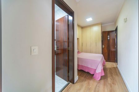 Apartamento à venda com 80m², 3 quartos e 2 vagas Apartamento à venda com 80m², 3 quartos e 2 vagasSuite