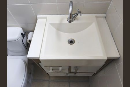 Apartamento para alugar com 60m², 2 quartos e 1 vaga Apartamento para alugar com 60m², 2 quartos e 1 vagaBanheiro Social