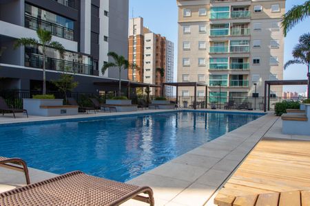 Apartamento à venda com 98m², 3 quartos e 2 vagasÁREA COMUM - PISCINA
