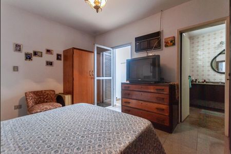 Casa à venda com 227m², 3 quartos e 2 vagas Casa à venda com 227m², 3 quartos e 2 vagasFoto 27