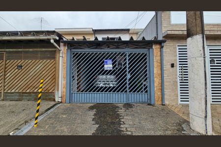 Casa à venda com 113m², 2 quartos e 1 vagaFachada