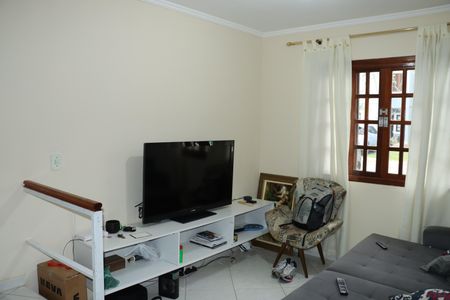 Sala de casa de condomínio para alugar com 3 quartos, 88m² em Jardim Barbacena, Cotia