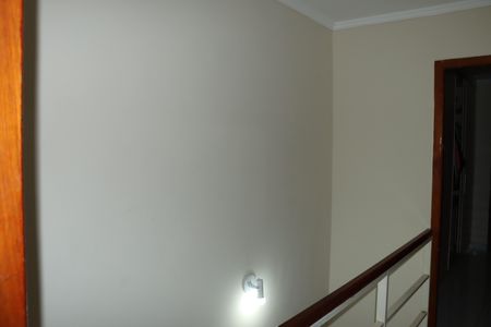 Corredor de casa de condomínio para alugar com 3 quartos, 88m² em Jardim Barbacena, Cotia