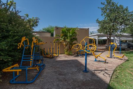 Apartamento para alugar com 47m², 2 quartos e 1 vaga Apartamento para alugar com 47m², 2 quartos e 1 vagaÁrea comum - Academia