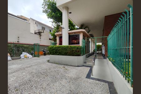 Apartamento à venda com 83m², 2 quartos e 1 vagaÁrea comum
