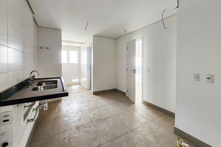 Apartamento à venda com 130m², 3 quartos e 4 vagas Apartamento à venda com 130m², 3 quartos e 4 vagasCozinha