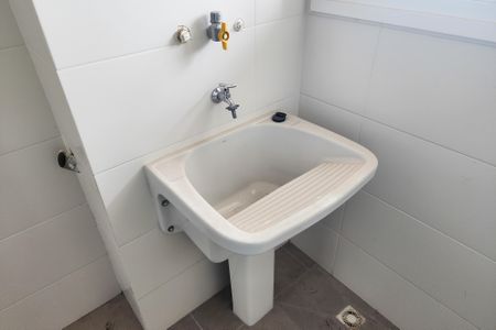 Apartamento à venda com 130m², 3 quartos e 4 vagas Apartamento à venda com 130m², 3 quartos e 4 vagasÁrea de Serviço