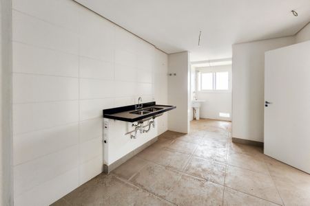 Apartamento à venda com 130m², 3 quartos e 4 vagas Apartamento à venda com 130m², 3 quartos e 4 vagasCozinha