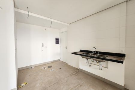 Apartamento à venda com 130m², 3 quartos e 4 vagas Apartamento à venda com 130m², 3 quartos e 4 vagasCozinha
