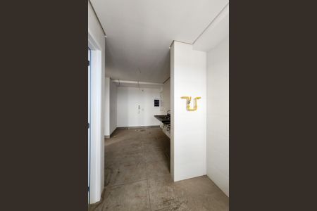 Apartamento à venda com 130m², 3 quartos e 4 vagas Apartamento à venda com 130m², 3 quartos e 4 vagasÁrea de Serviço