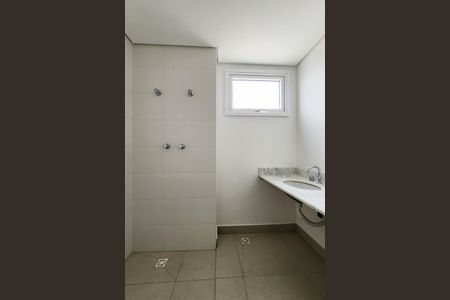 Apartamento à venda com 130m², 3 quartos e 4 vagas Apartamento à venda com 130m², 3 quartos e 4 vagasBanheiro da Suíte 3